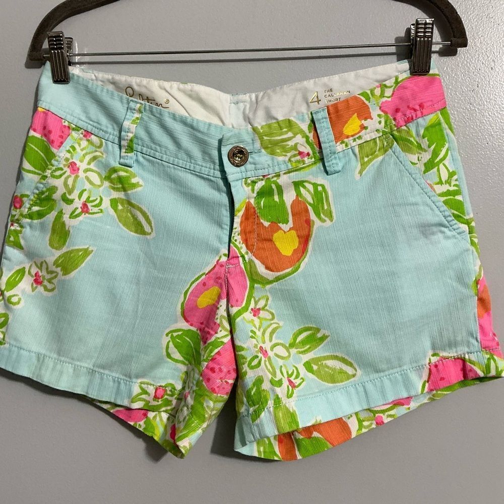 Lilly Pulitzer The Callahan Shorts Blue and Pink Floral Size 4